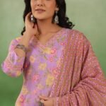 Women'Cotton Kurti Set with Handwork Design